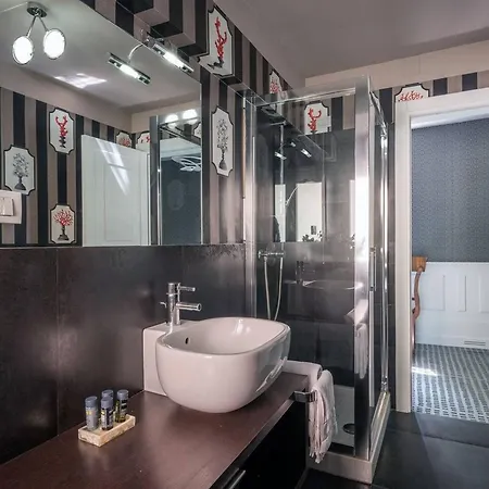 4br Large With A View - What'app - 0039-3512-039-610 - For Reservations! Apartment Venice