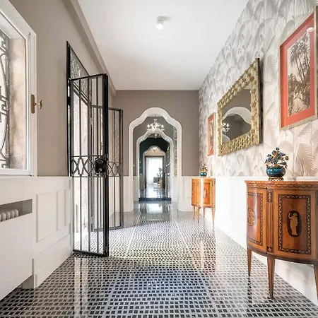 4br Large With A View - What'app - 0039-3512-039-610 - For Reservations! Appartamento *