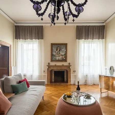 4br Large With A View - What'app - 0039-3512-039-610 - For Reservations! Venedig