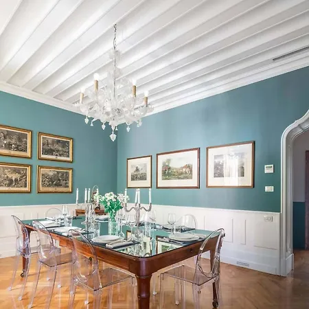 4br Large With A View - What'app - 0039-3512-039-610 - For Reservations! Lägenhet Venedig